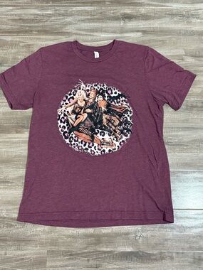 ! NEW ! Women’s New Disney Hocus Pocus Leopard Graphic Maroon Crewneck T-Shirt